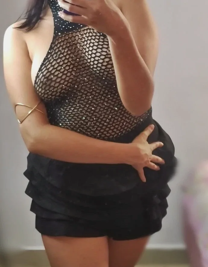 Emma, 27
