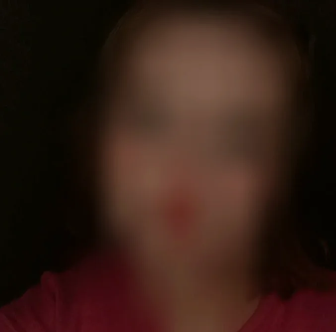 Leanne, 21
