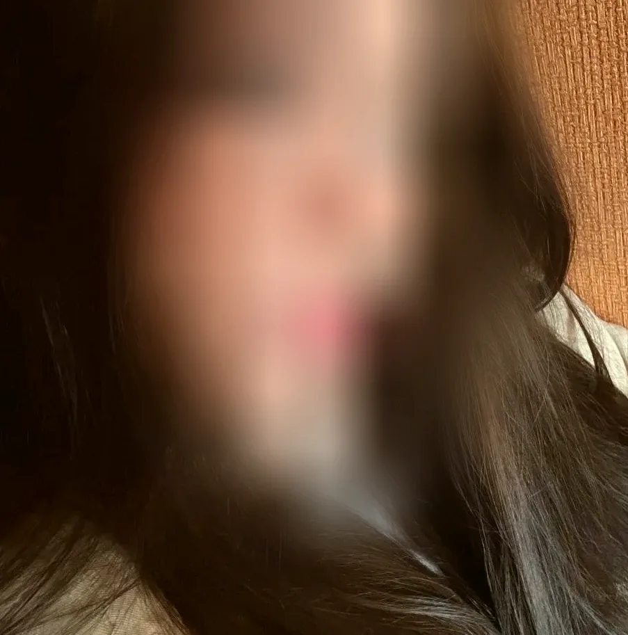 Molly, 20