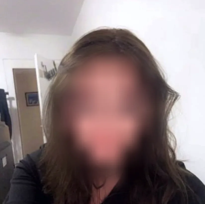 Sarah, 25